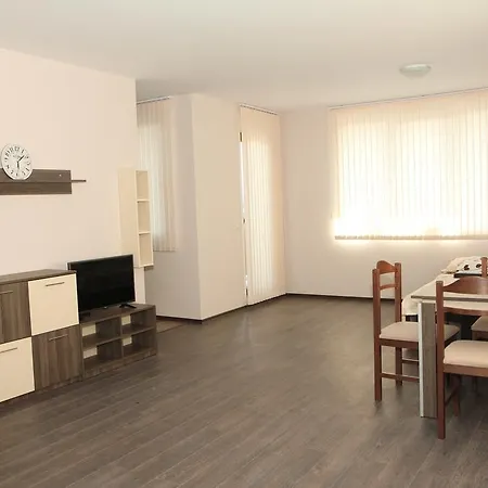 Guest Apartmens Salena * סוזופול